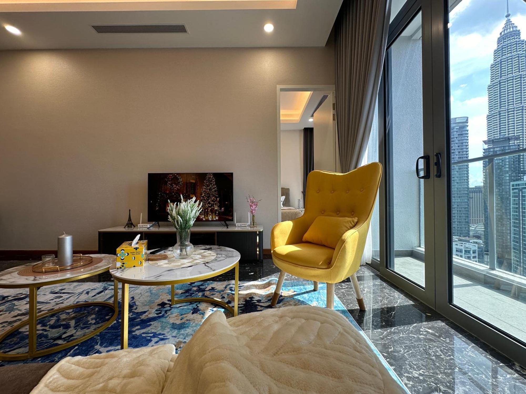 Royce Residences By Romeo Bnb Куала Лумпур Екстериор снимка