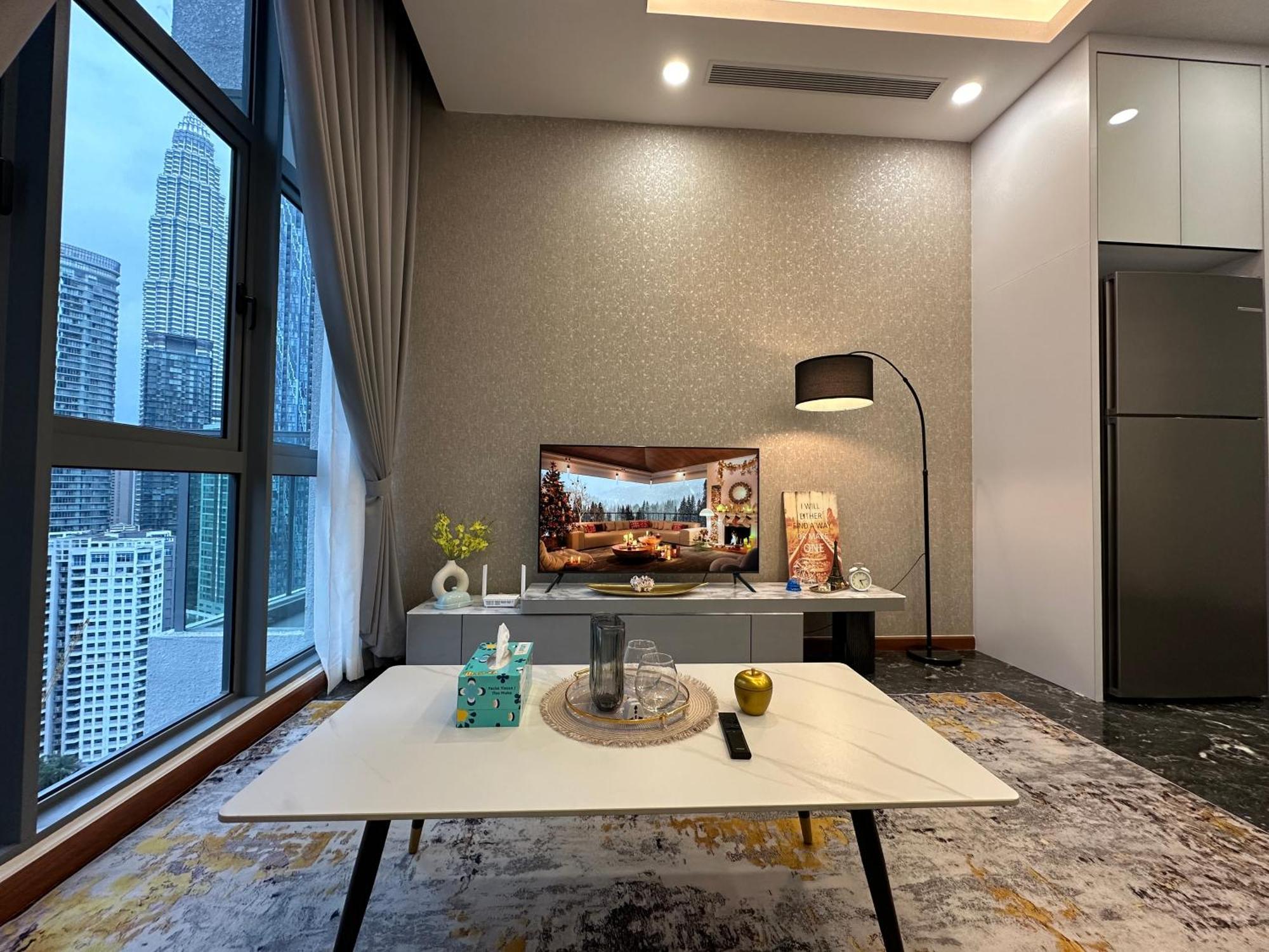 Royce Residences By Romeo Bnb Куала Лумпур Екстериор снимка